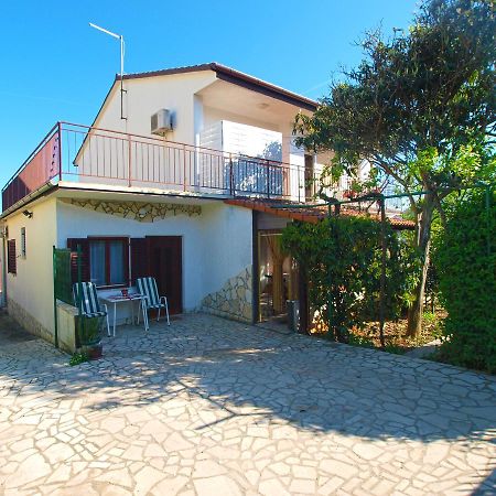 Apartments Luciano 1576 Liznjan Exterior photo